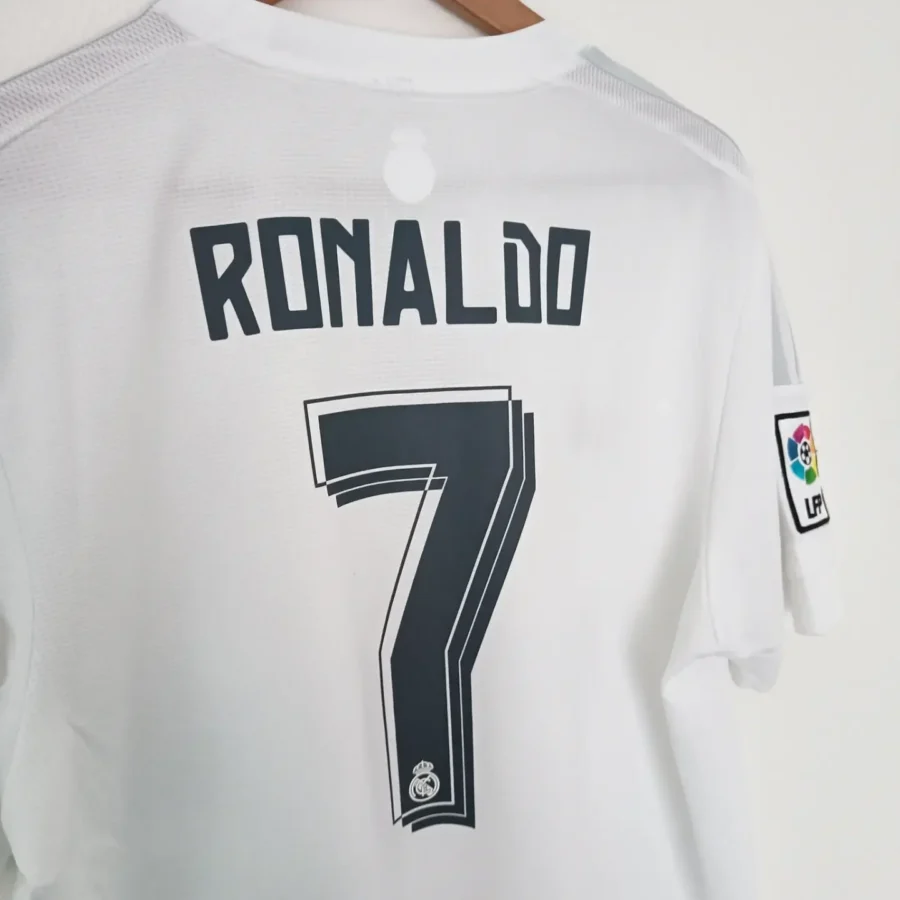 Authentic Real Madrid 2015/2016 Home Shirt - Ronaldo #7